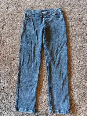 Women's Black Stretch Straight Legged Jeans - Size L